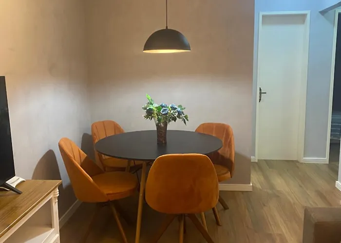 Apto 2 Dorm Próximo Consulado Americano, Fiergs, C0mpleto E Garagem * Porto Alegre